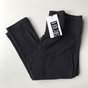 NWT Hue Leggins from Nordstrom